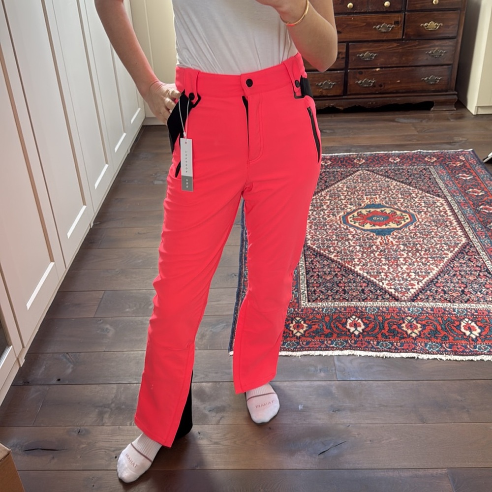 Gorgeous brand new ski pants from Topshop